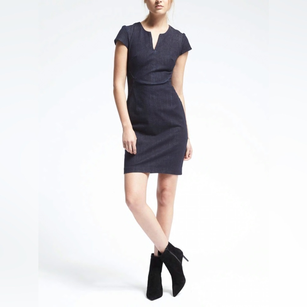 Banana Republic Denim Shift Dress, size 4P